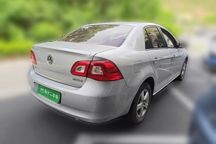 Used Volkswagen Bora 2012 1.6L Automatic Fashion Edition Rear Right 45 Deg