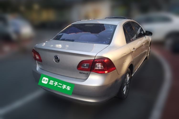 Used Volkswagen Bora 2012 1.6L Manual Comfort Model Rear Right 45 Deg