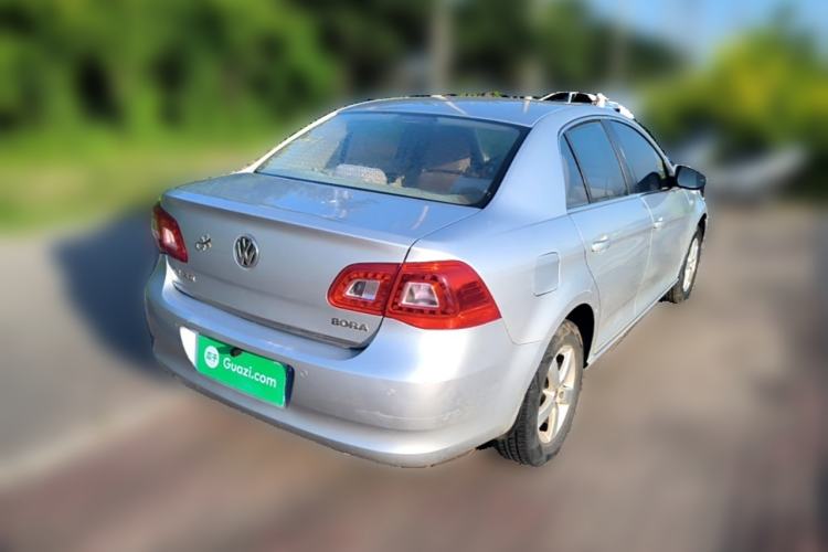 Used Volkswagen Bora 2012 1.6L Automatic Fashion Edition Rear Right 45 Deg