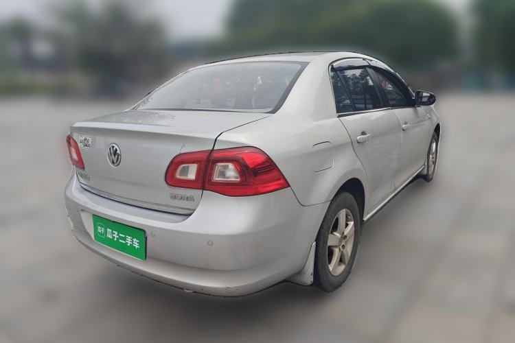 Used Volkswagen Bora 2012 1.6L Automatic Fashion Edition Rear Right 45 Deg