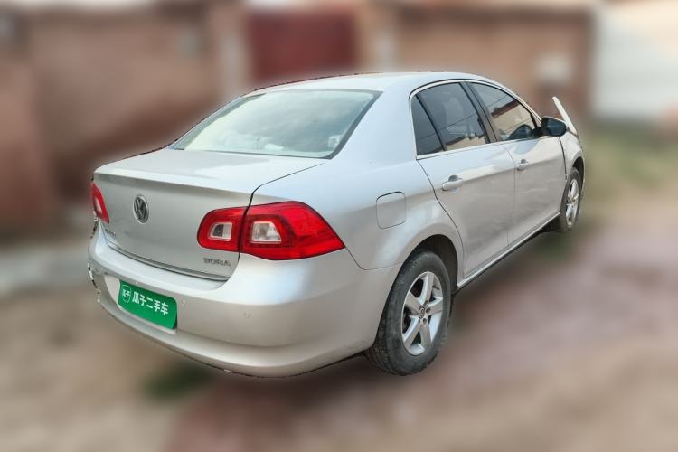 Used Volkswagen Bora 2012 1.6L Manual Fashion Edition Rear Right 45 Deg