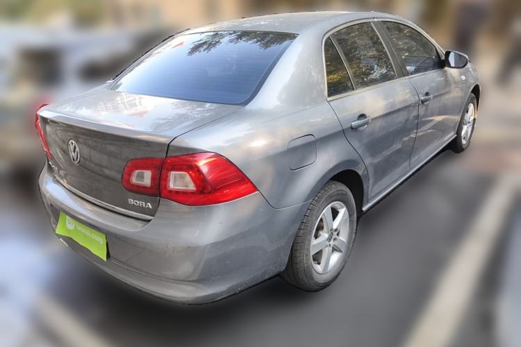 Used Volkswagen Bora 2012 1.6L Automatic Fashion Edition Rear Right 45 Deg