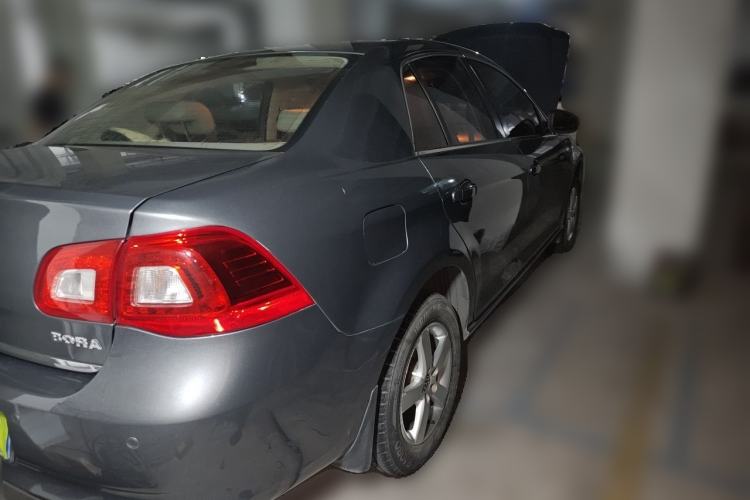 Used Volkswagen Bora 2012 1.6L Automatic Fashion Edition Rear Right 45 Deg