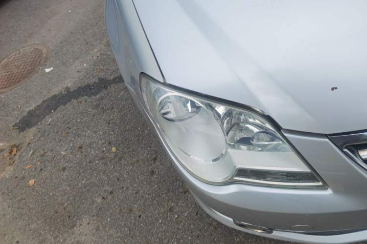 Used Volkswagen Bora 2012 1.6L Manual Fashion Edition Right Front Headlight