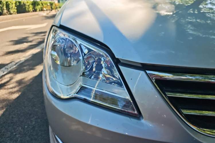 Used Volkswagen Bora 2012 1.4T Automatic Luxury Version Right Front Headlight