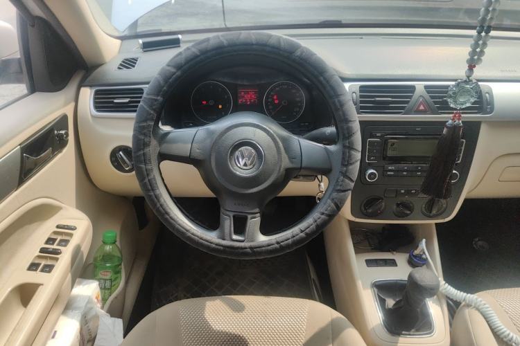 Used Volkswagen Bora 2012 1.6L Manual Fashion Edition Steering Wheel