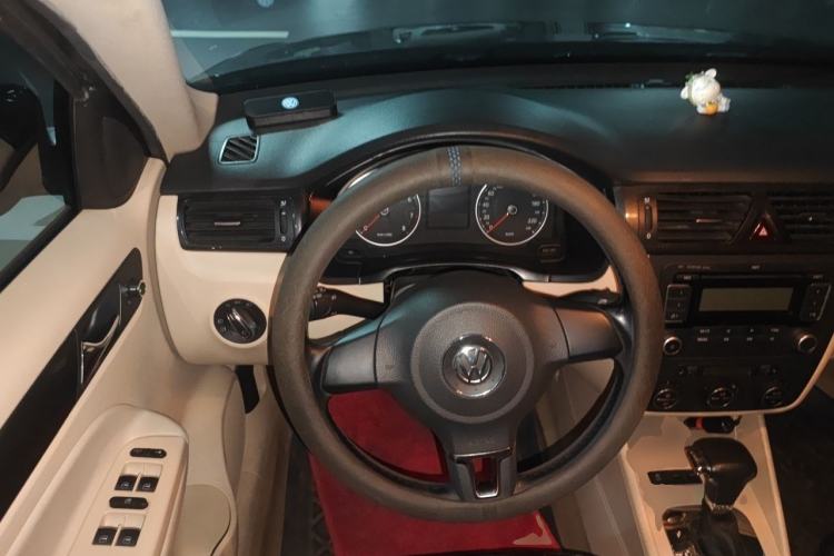 Used Volkswagen Bora 2012 1.4T Automatic Comfort Edition Steering Wheel
