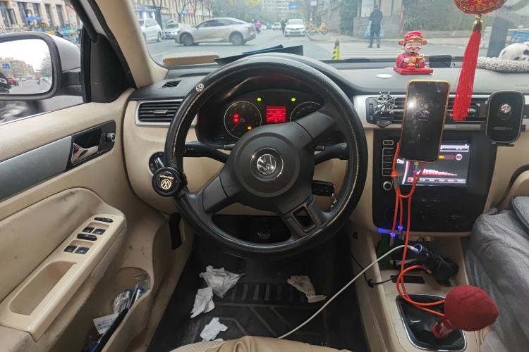 Used Volkswagen Bora 2012 1.6L Manual Fashion Edition Steering Wheel