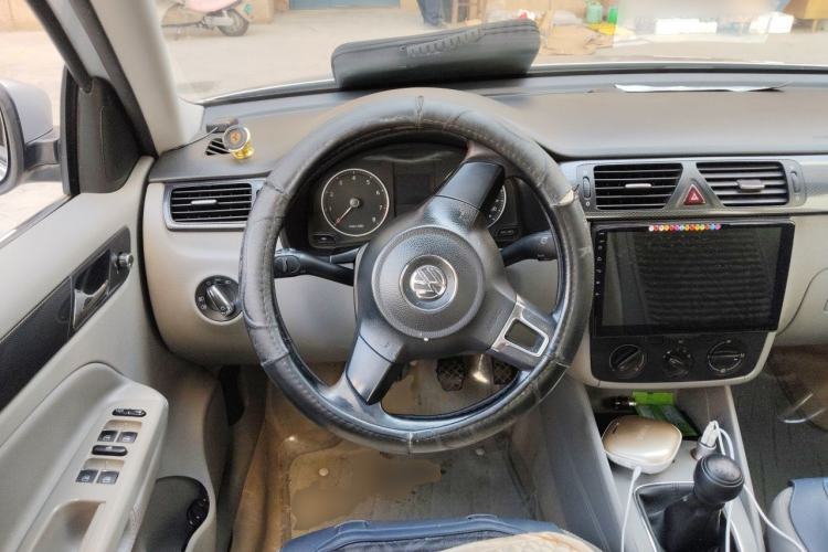 Used Volkswagen Bora 2012 1.6L Manual Comfort Model Steering Wheel