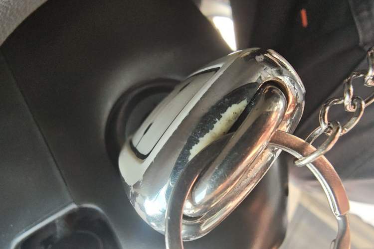 Used Volkswagen Bora 2012 1.6L Automatic Fashion Edition Vehicle Key
