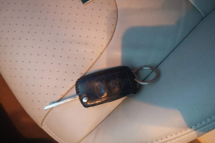 Used Volkswagen Bora 2012 1.6L Manual Comfort Model Vehicle Key