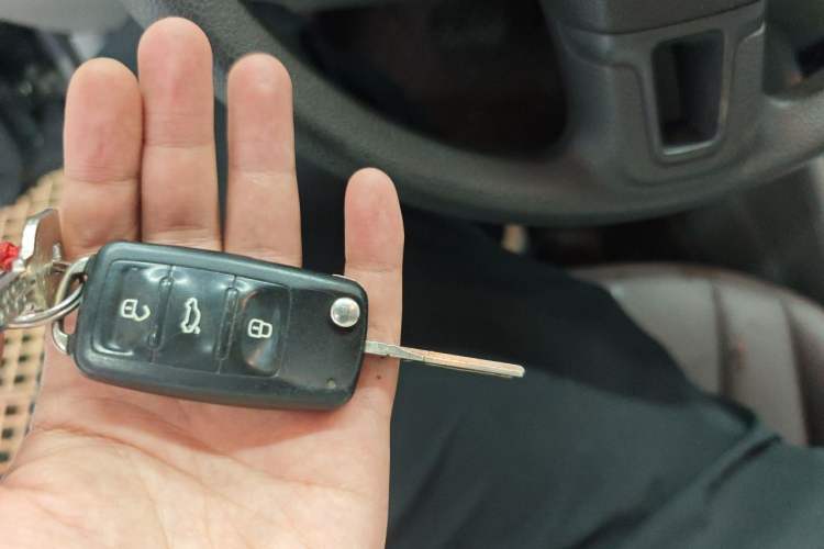 Used Volkswagen Bora 2012 1.6L Automatic Fashion Edition Vehicle Key