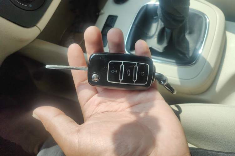 Used Volkswagen Bora 2012 1.6L Manual Fashion Edition Vehicle Key