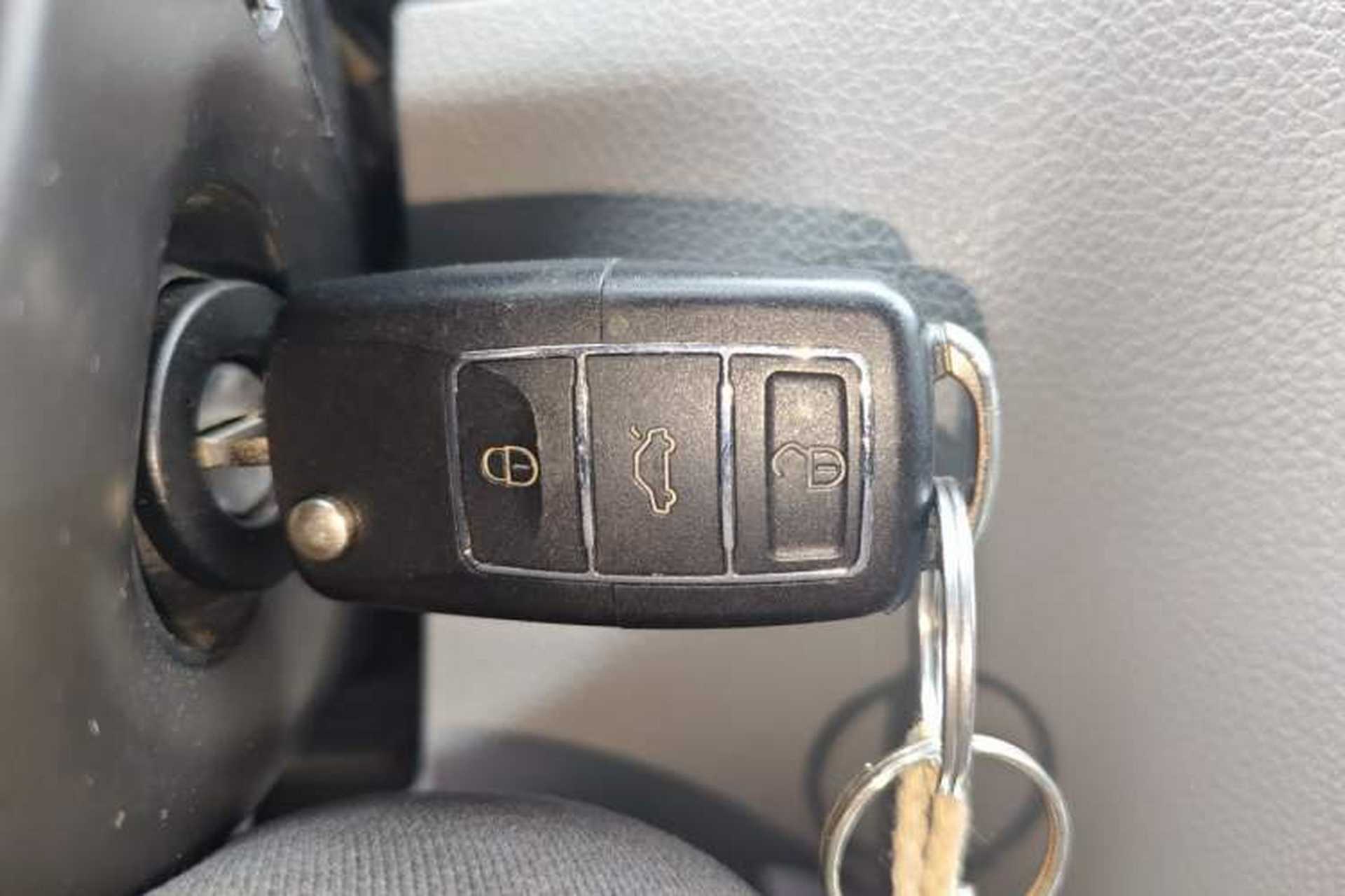 Used Volkswagen Bora 2012 1.6L Automatic Comfort Edition Vehicle Key