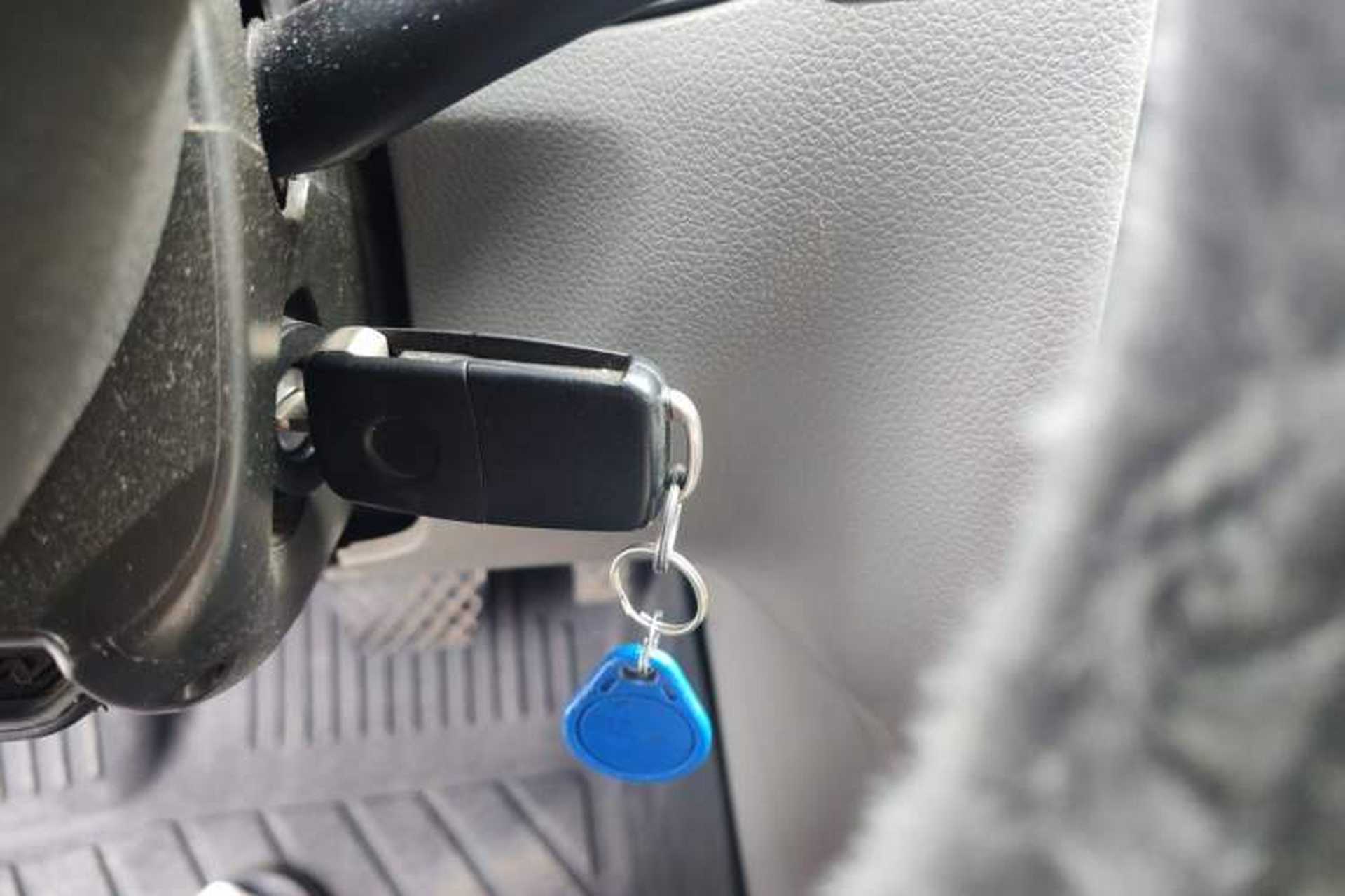 Used Volkswagen Bora 2012 1.6L Automatic Fashion Edition Vehicle Key