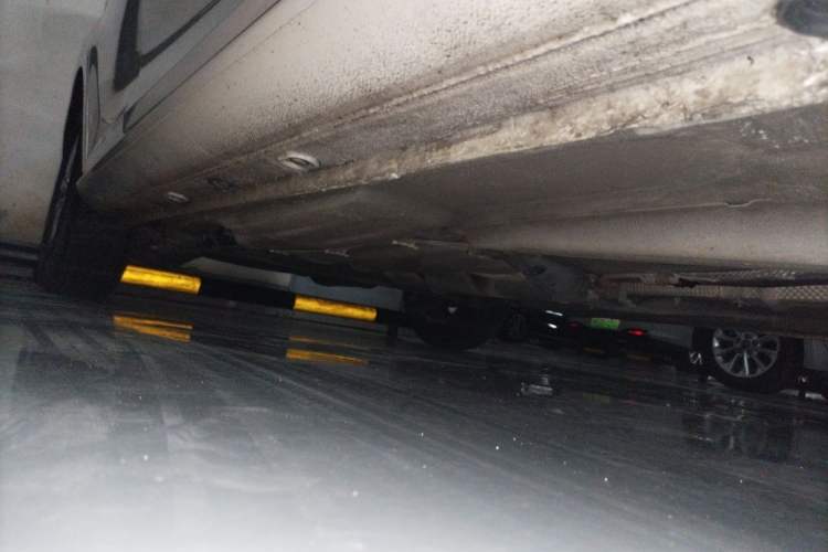 Used Volkswagen Bora 2012 1.6L Automatic Comfort Edition Chassis Front Right