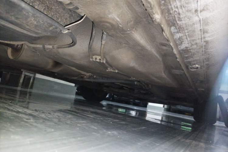 Used Volkswagen Bora 2012 1.6L Automatic Comfort Edition Chassis Rear Right