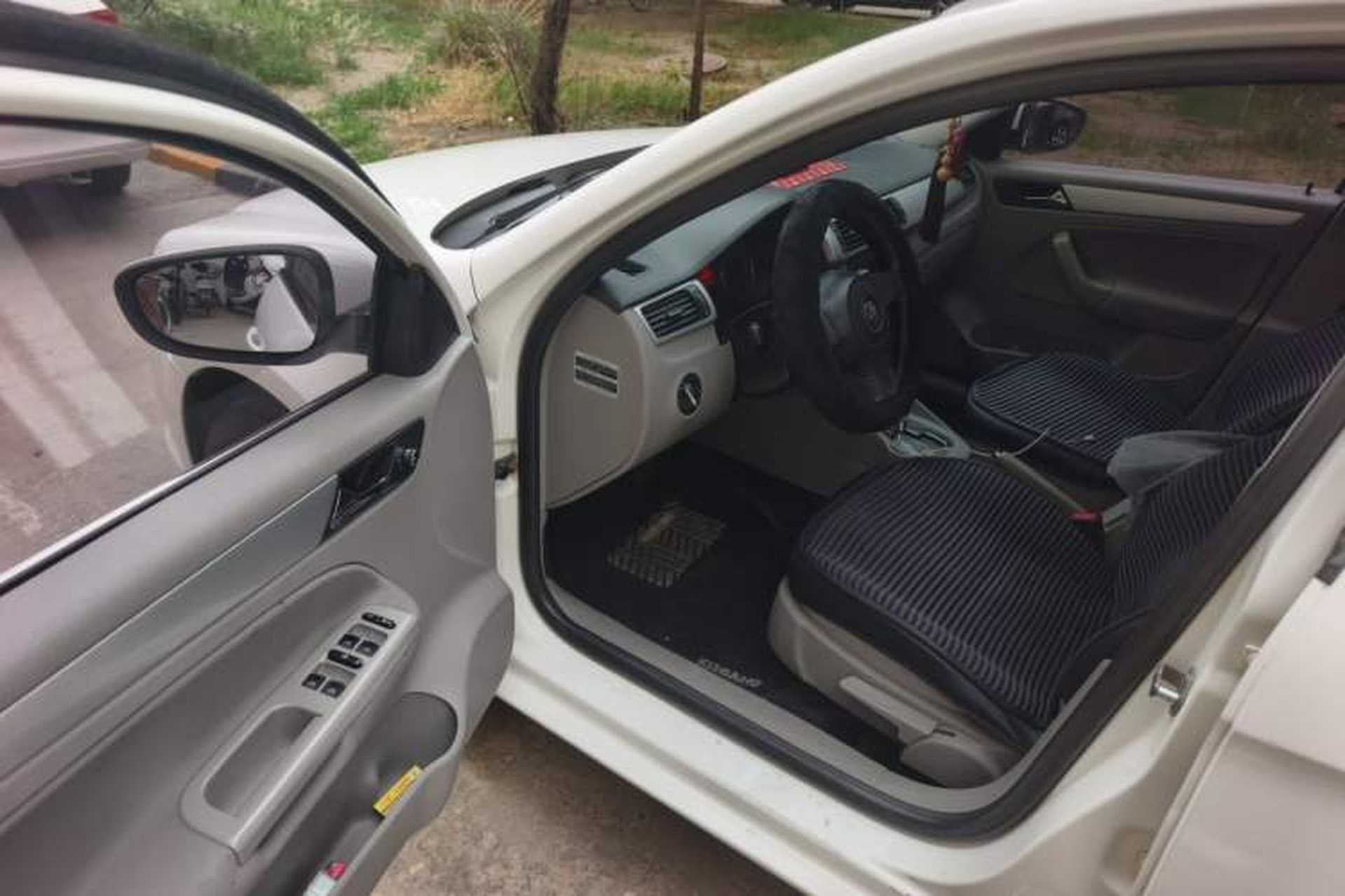 Used Volkswagen Bora 2012 1.6L Automatic Fashion Edition Driver Seat