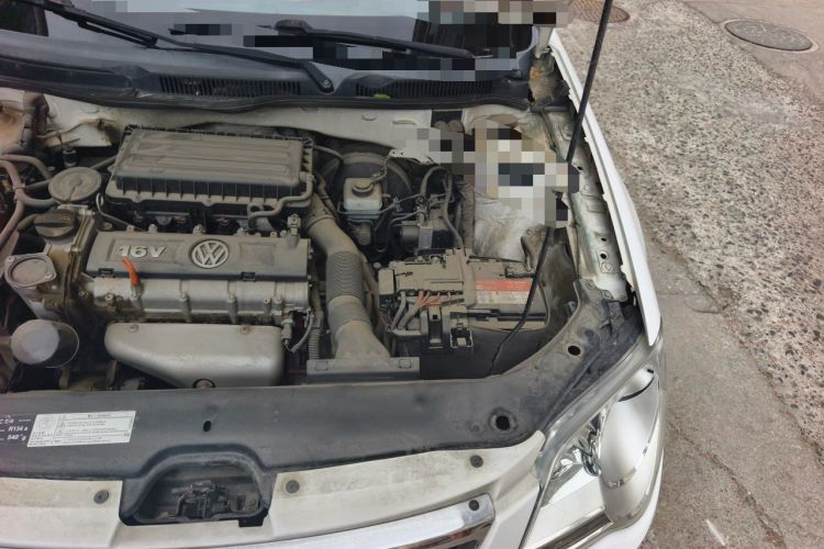 Used Volkswagen Bora 2012 1.6L Automatic Fashion Edition Engine Bay Left