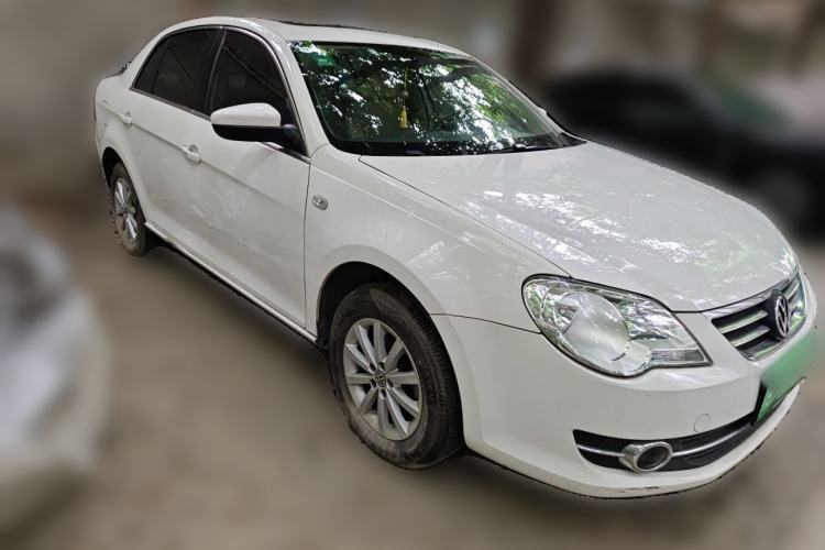 Used Volkswagen Bora 2012 1.6L Manual Fashion Edition Front Right 45 Deg