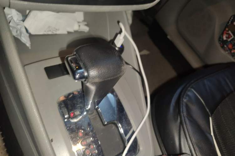 Used Volkswagen Bora 2012 1.6L Automatic Comfortable Value Edition Gear Lever