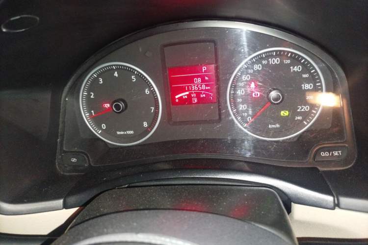 Used Volkswagen Bora 2012 1.6L Automatic Comfort Edition Instrument Cluster