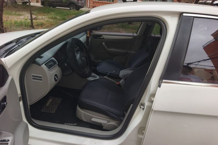 Used Volkswagen Bora 2012 1.6L Automatic Fashion Edition Left Front Seat