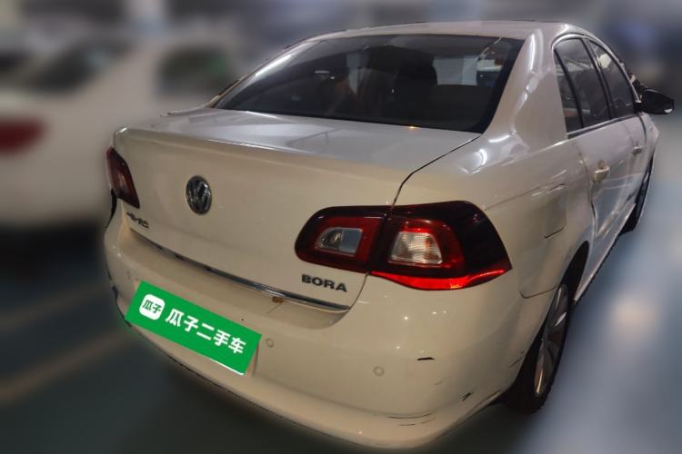Used Volkswagen Bora 2012 1.6L Automatic Comfortable Value Edition Rear Right 45 Deg
