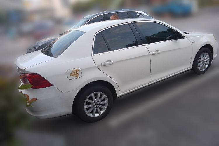 Used Volkswagen Bora 2012 1.6L Automatic Fashion Edition Rear Right 45 Deg