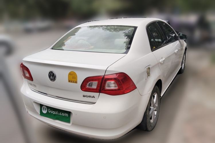 Used Volkswagen Bora 2012 1.6L Automatic Fashion Edition Rear Right 45 Deg