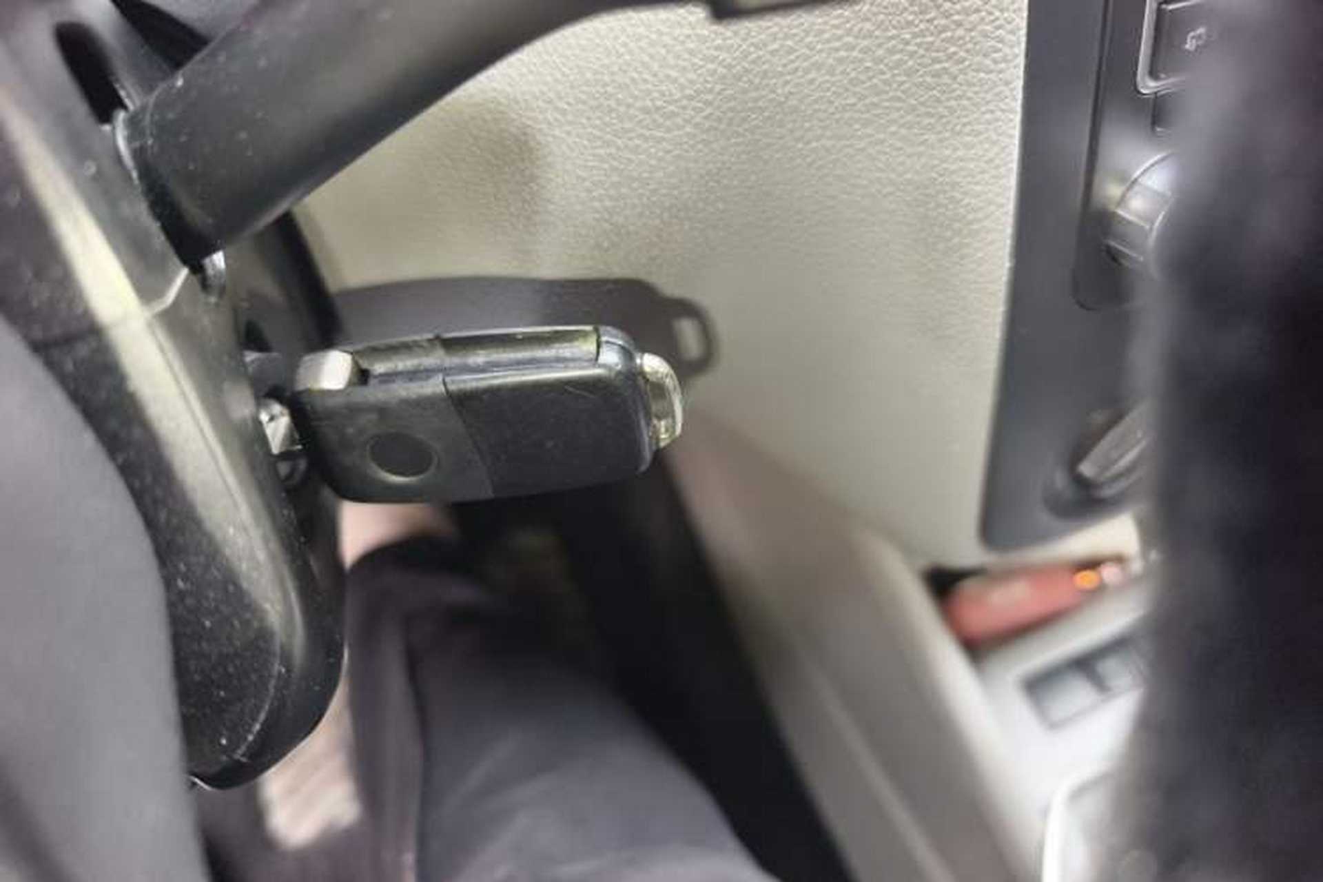Used Volkswagen Bora 2012 1.6L Automatic Fashion Edition Vehicle Key