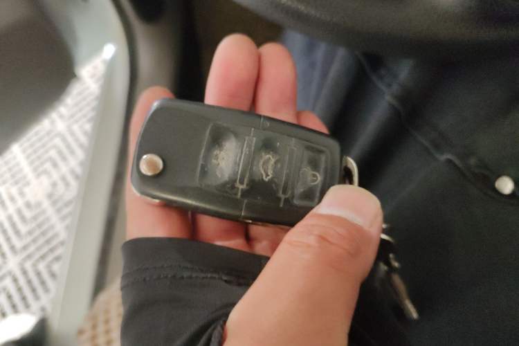 Used Volkswagen Bora 2012 1.6L Automatic Fashion Edition Vehicle Key
