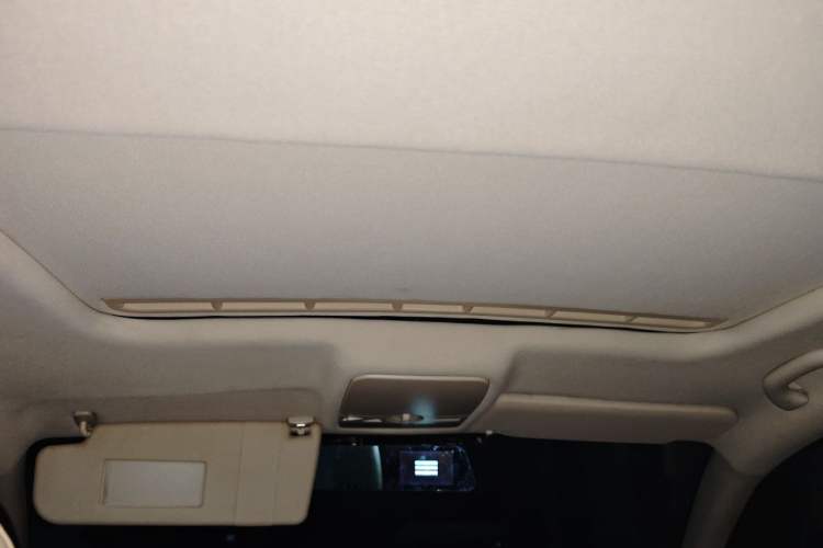 Used Volkswagen Bora 2012 1.6L Automatic Comfortable Value Edition Headliner