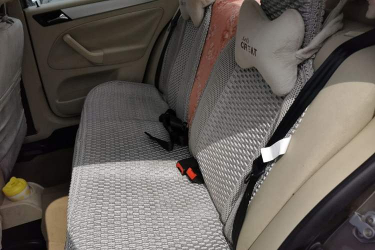 Used Volkswagen Bora 2012 1.6L Automatic Fashion Edition Left Rear Seat