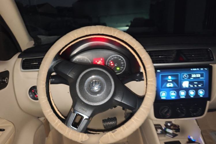 Used Volkswagen Bora 2012 1.6L Automatic Comfortable Value Edition Steering Wheel