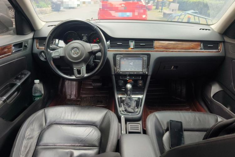 Used Volkswagen Bora 2013 1.4T Automatic Luxury Model Center Console