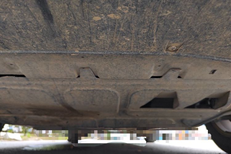 Used Volkswagen Bora 2013 1.6L Automatic Fashion Model Chassis Front