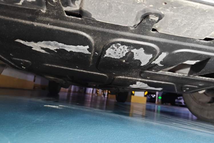 Used Volkswagen Bora 2013 1.6L Automatic Fashion Model Chassis Front