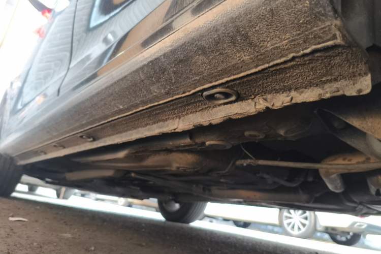 Used Volkswagen Bora 2013 1.6L Manual Comfort Model Chassis Rear Left