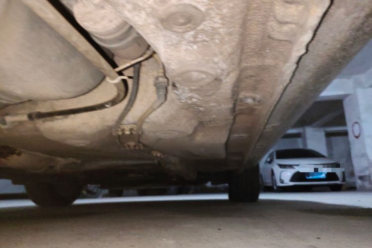 Used Volkswagen Bora 2013 1.6L Automatic Comfort Model Chassis Rear Right