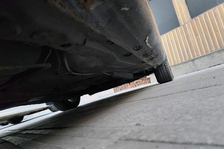Used Volkswagen Bora 2013 1.6L Manual Fashion Edition Chassis Rear Right