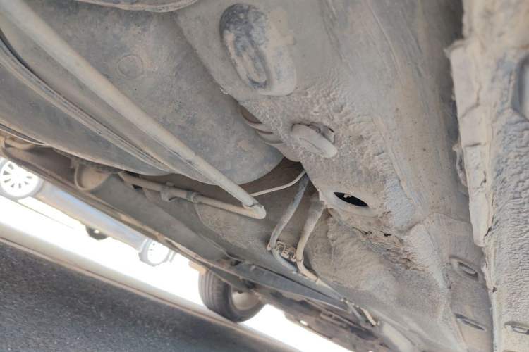 Used Volkswagen Bora 2013 1.6L Manual Comfort Model Chassis Rear Right