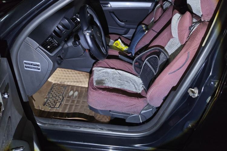 Used Volkswagen Bora 2013 1.6L Manual Fashion Edition Driver Seat