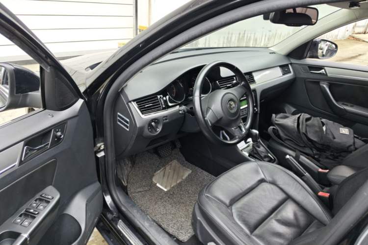 Used Volkswagen Bora 2013 1.6L Automatic Comfort Model Driver Seat