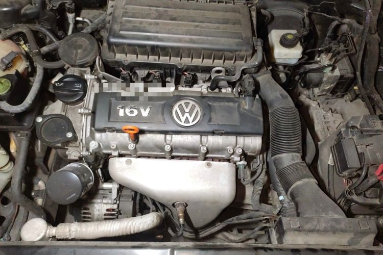 Used Volkswagen Bora 2013 1.6L Automatic Comfort Model Engine Bay