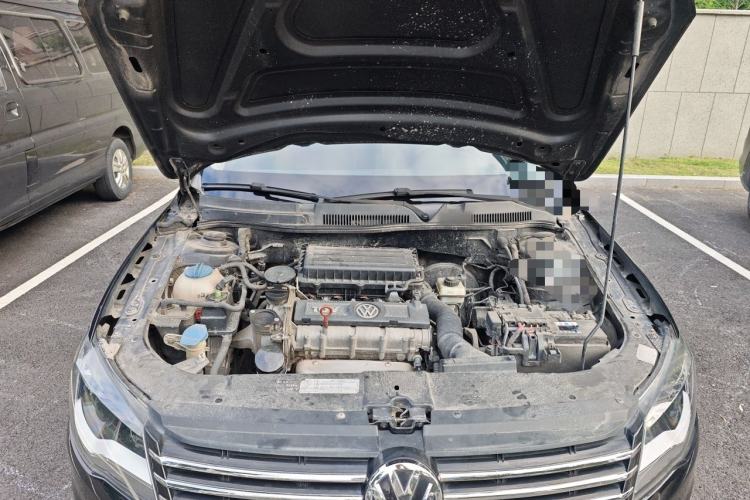 Used Volkswagen Bora 2013 1.6L Manual Comfort Model Engine Bay
