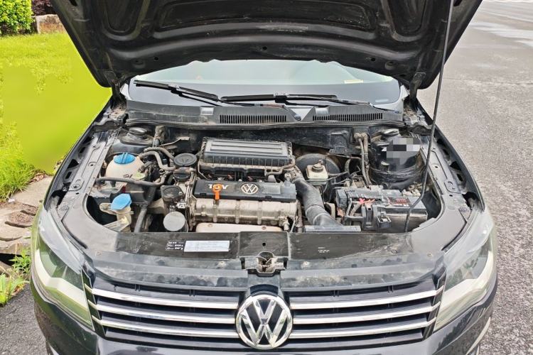 Used Volkswagen Bora 2013 1.6L Manual Comfort Model Engine Bay