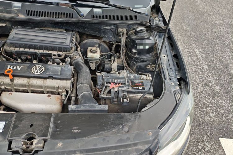 Used Volkswagen Bora 2013 1.6L Manual Comfort Model Engine Bay Left