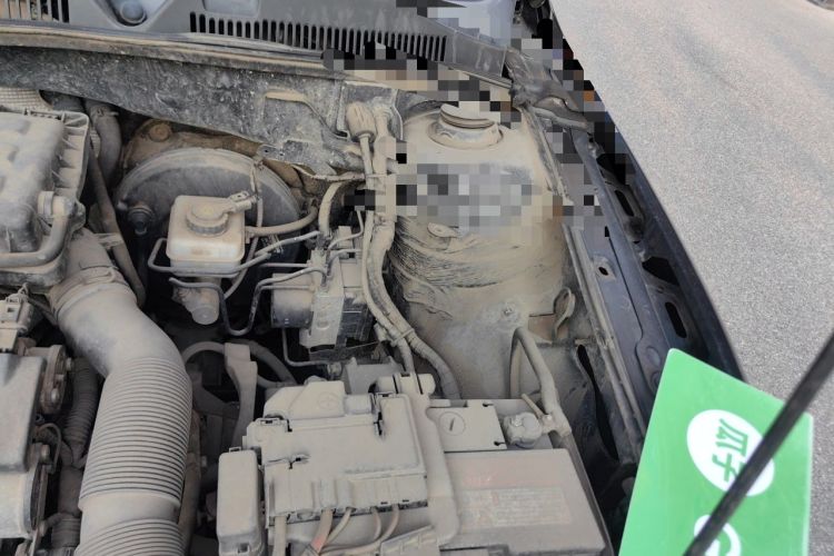 Used Volkswagen Bora 2013 1.6L Manual Fashion Edition Engine Bay Left