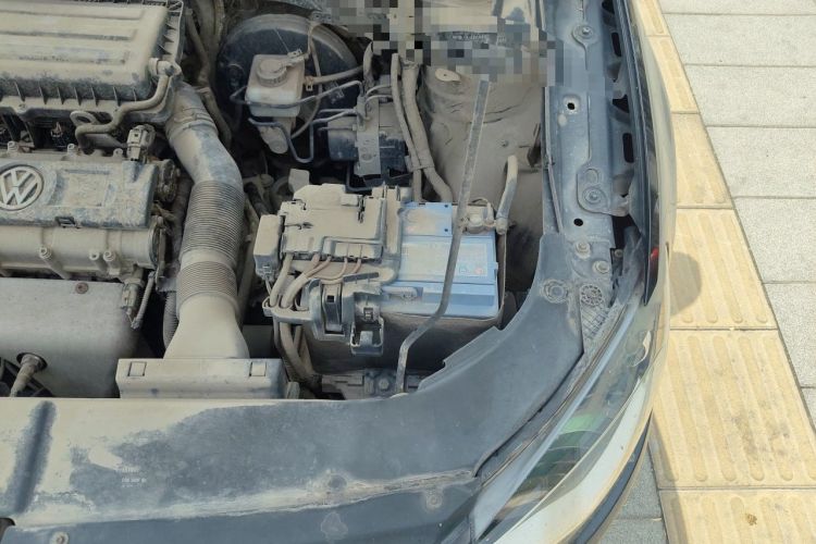 Used Volkswagen Bora 2013 1.6L Manual Comfort Model Engine Bay Left
